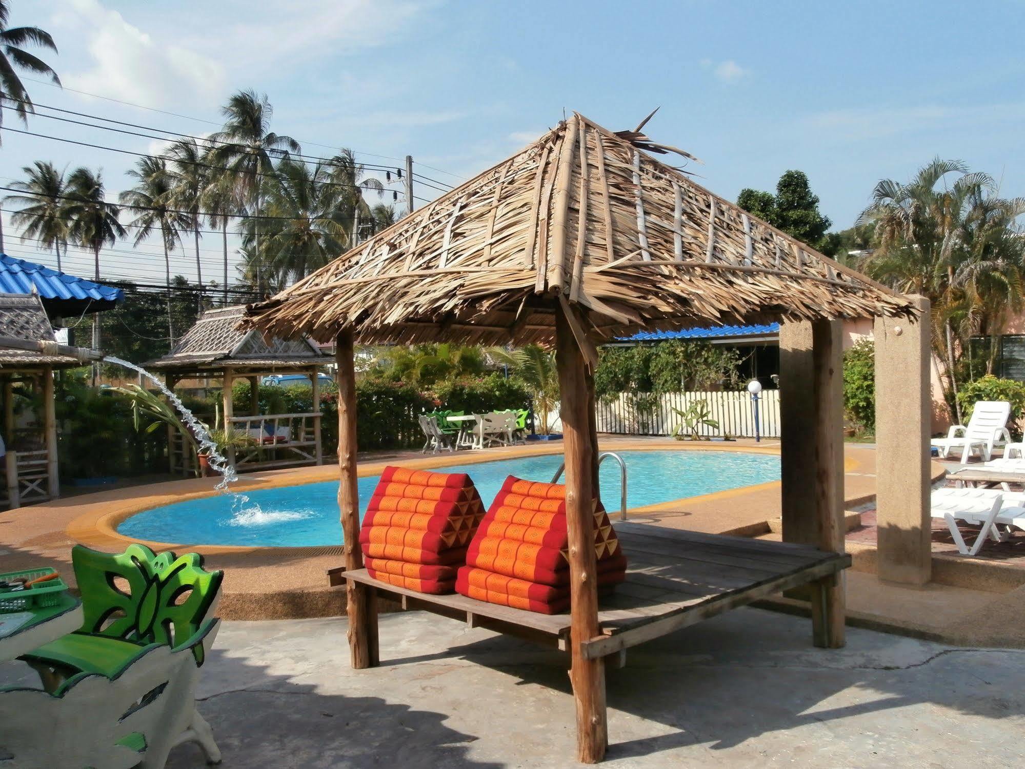 Hotel Fiji Palms Phuket Esterno foto