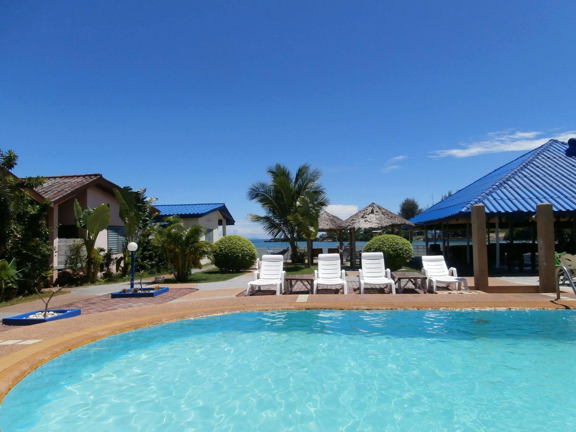 Hotel Fiji Palms Phuket Esterno foto