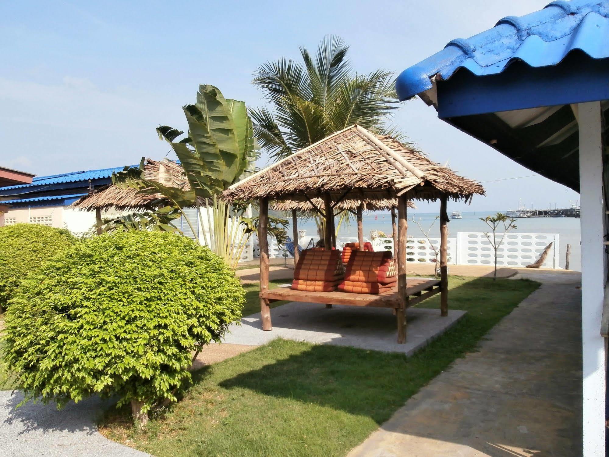 Hotel Fiji Palms Phuket Esterno foto